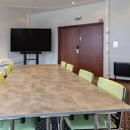 Scandic Pasila 4* Хельсинки